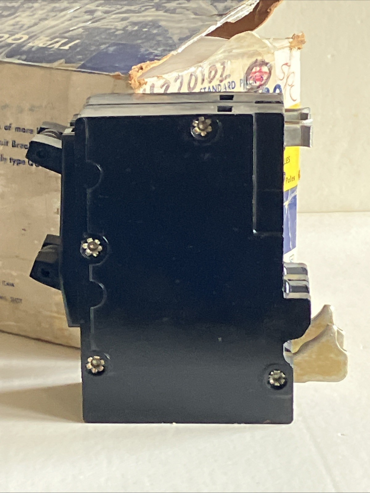 Square D QOT22020 20A 240V (2) 2P Piggyback Quad Tandem Quadplex CTL Hook -New!