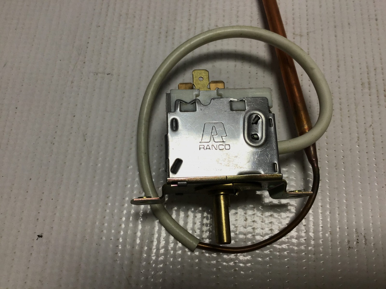 Ranco 61B-224-01 – A22-1284-000 Thermostat for Air Conditioner