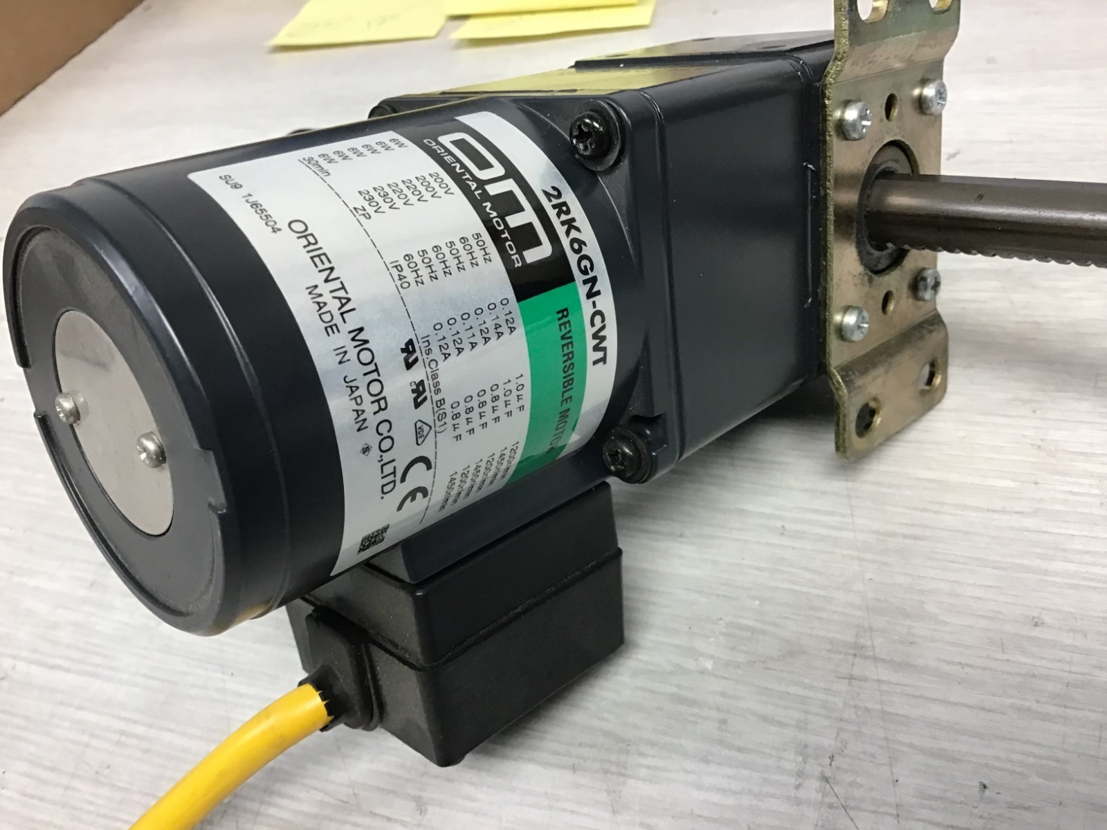 2RK6GN-CWT Reversible Motor with 2LF50N-3 Linear Head