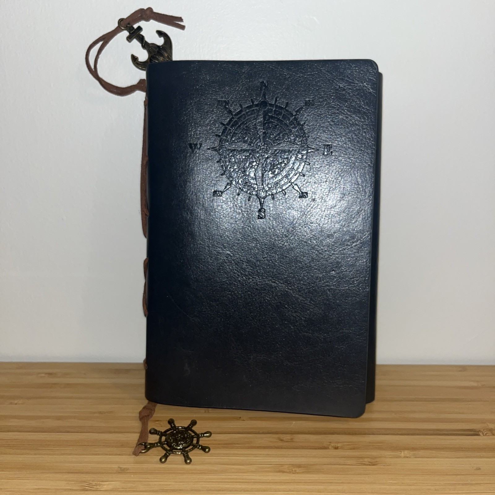 Leather Writing Journal Notebook, MALEDEN Classic Spiral Bound Notebook Blue