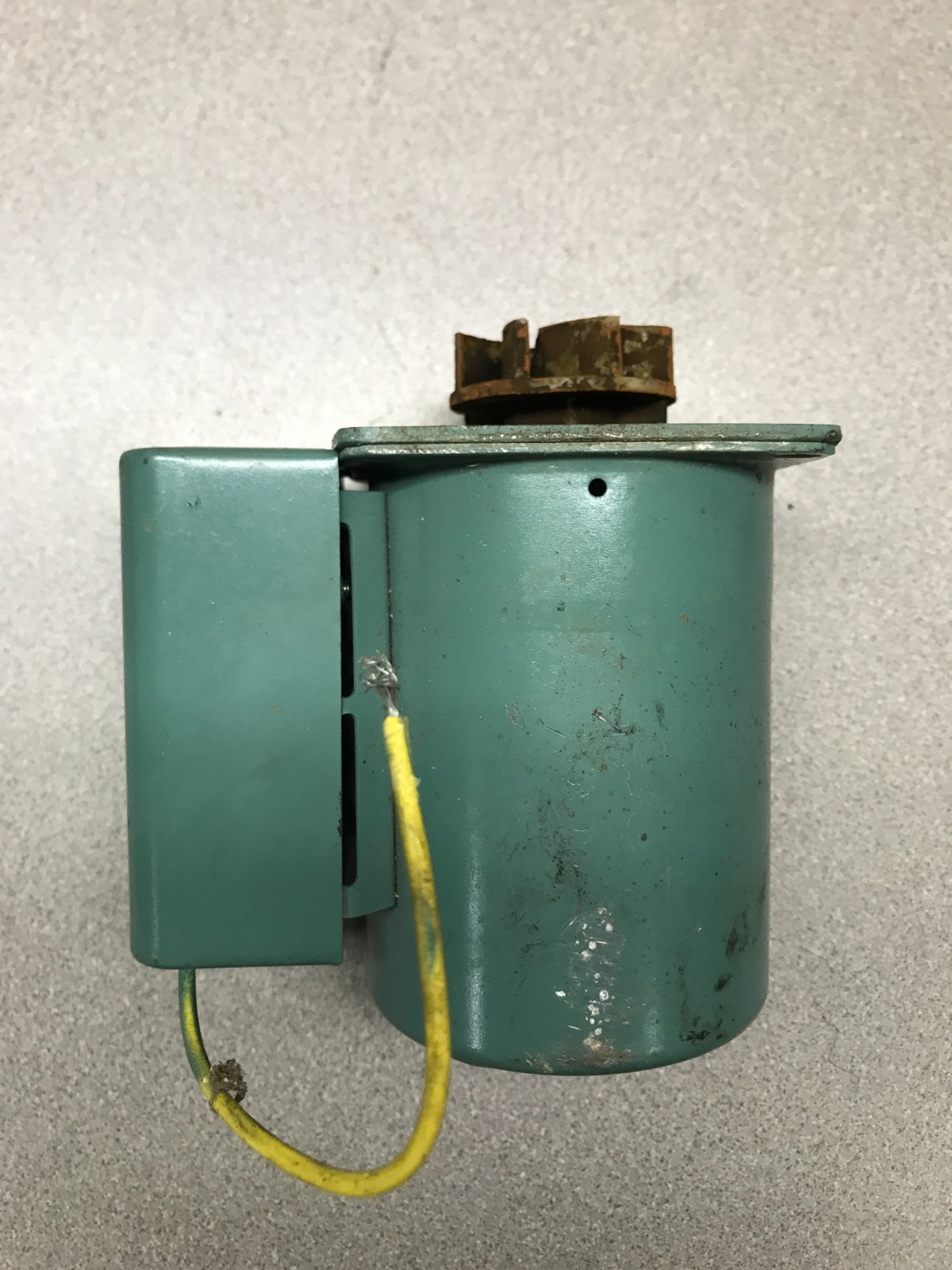 TACO 007-F5 Cast Iron Cartridge Circulator – Circulator Only For Parts/Repair