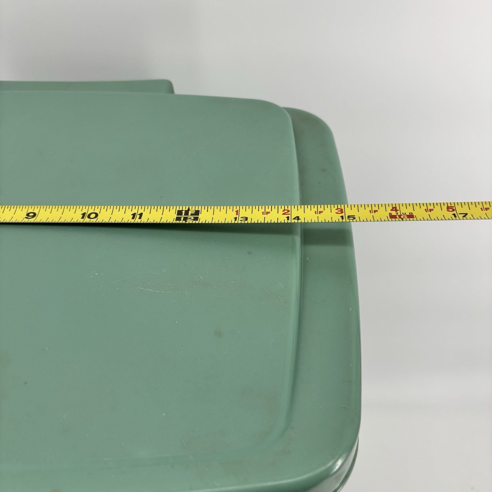 Vintage Rubbermaid Front Step-On Rectangle Trash Can Green With Lid