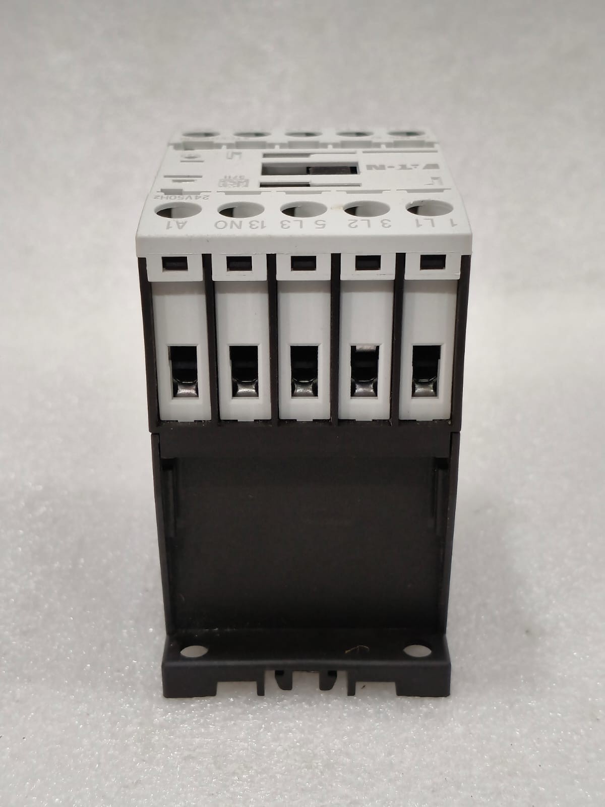 EATON DILM15-10 XTCE015B10U POWER CONTACTOR 20A VOLTAGE 24VAC FAST SHIPPING