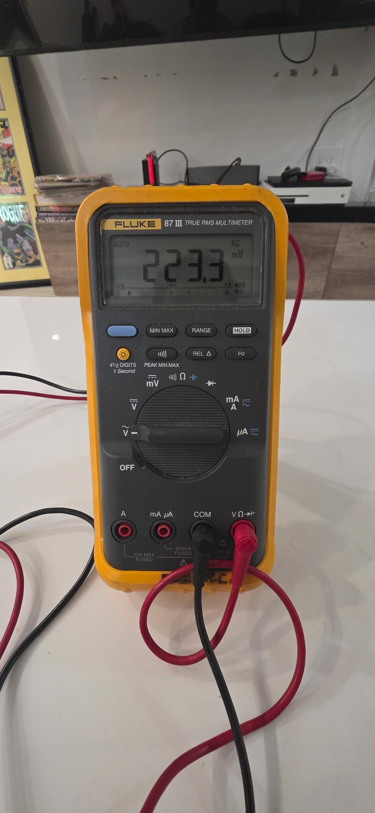 Fluke 87 III Industrial Electrician With Probe “TESTED”