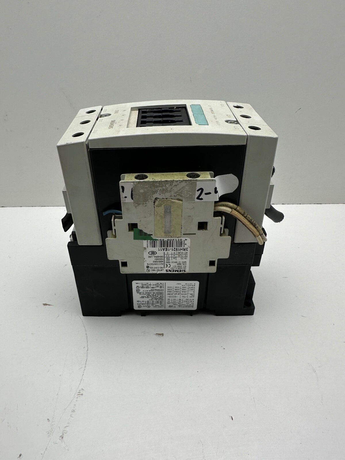 Siemens 3ZX1012-0RT04-1AA1 Contactor 3RT1046-1BB40