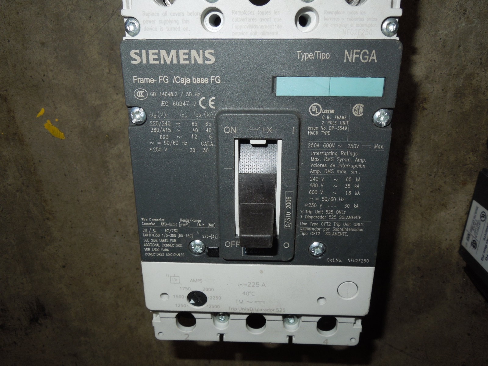 Siemens NFG2F250 225A 2p 600VAC 250V DC Circuit Breaker Used