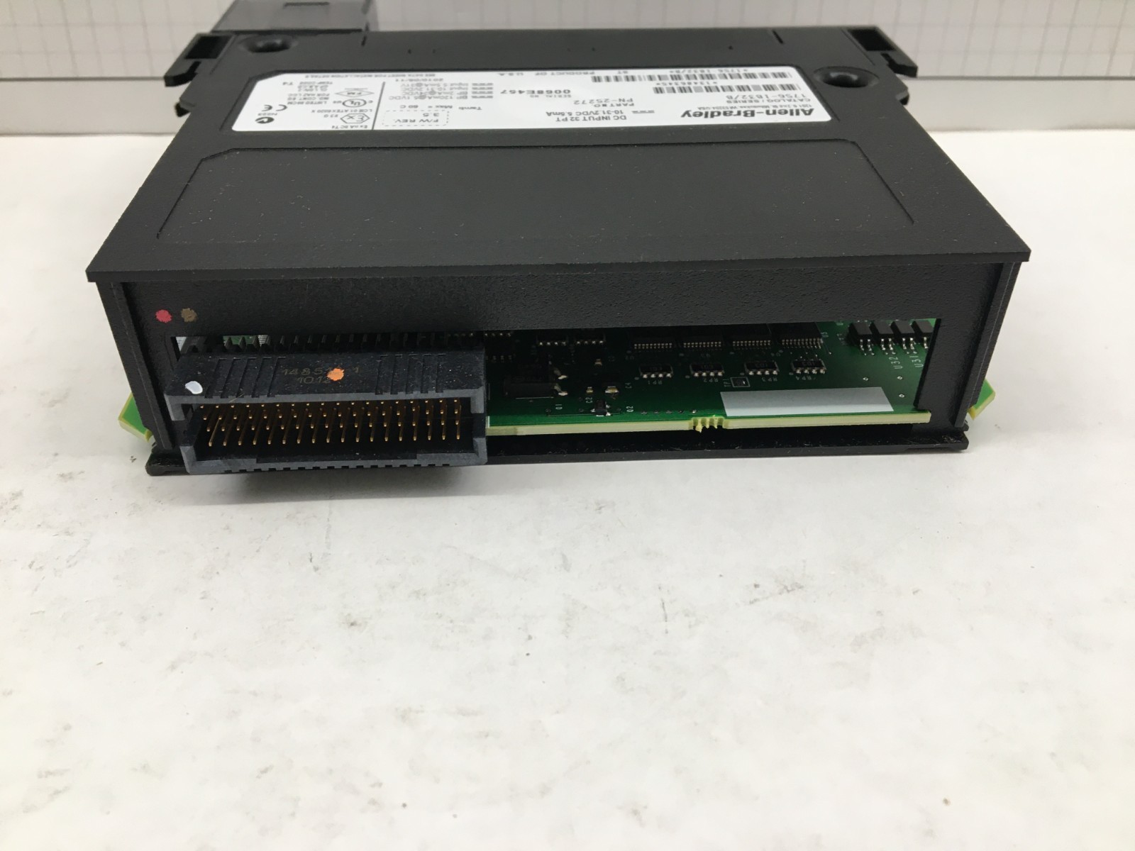 1756-IB32 ALLEN BRADLEY INPUT MODULE Ser A, NEW Texas, No Ter Block