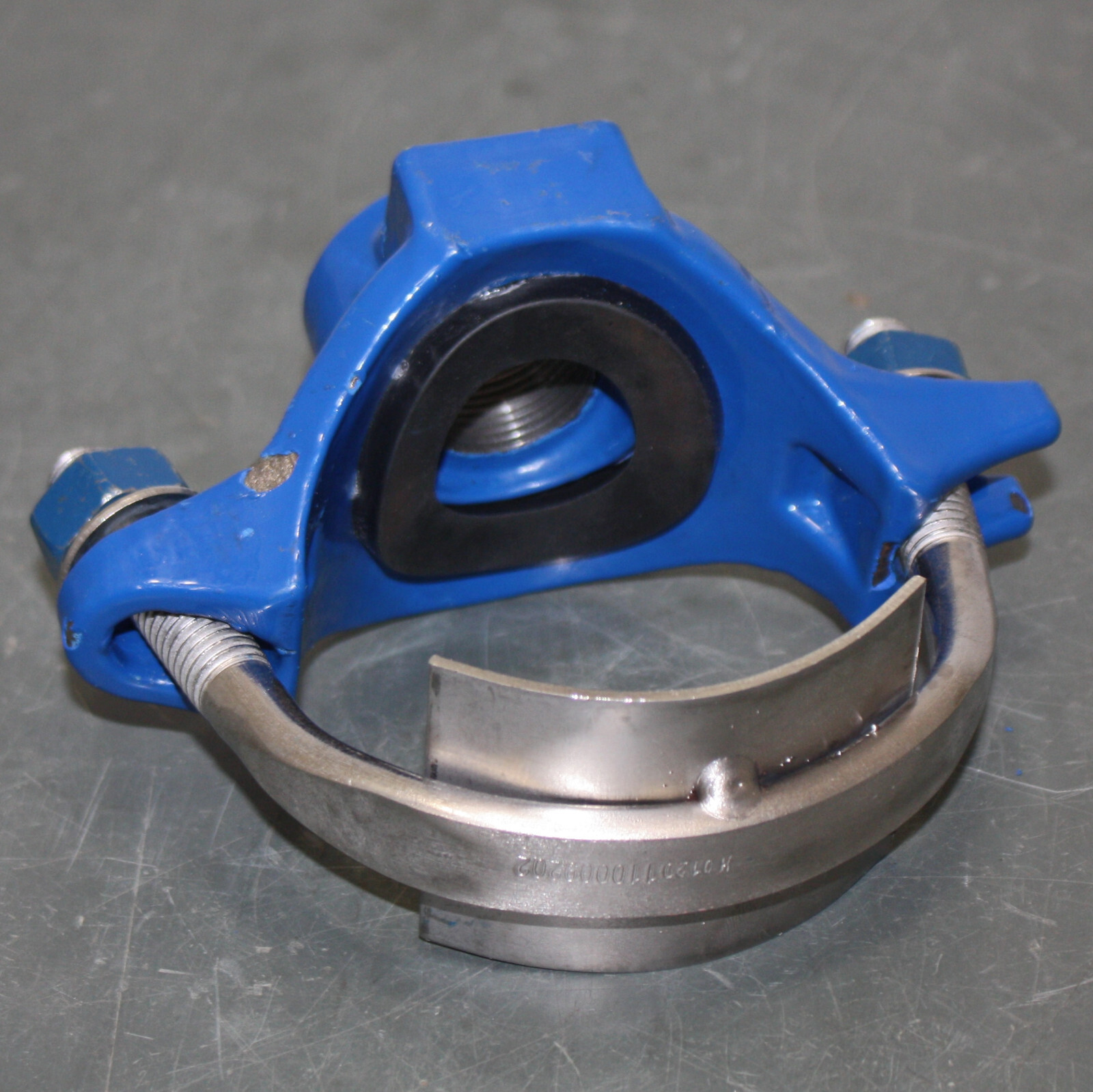 Smith Blair Single-Strap Service Saddle 31500035407000 CC, 3″ Pipe, 3/4″ CC