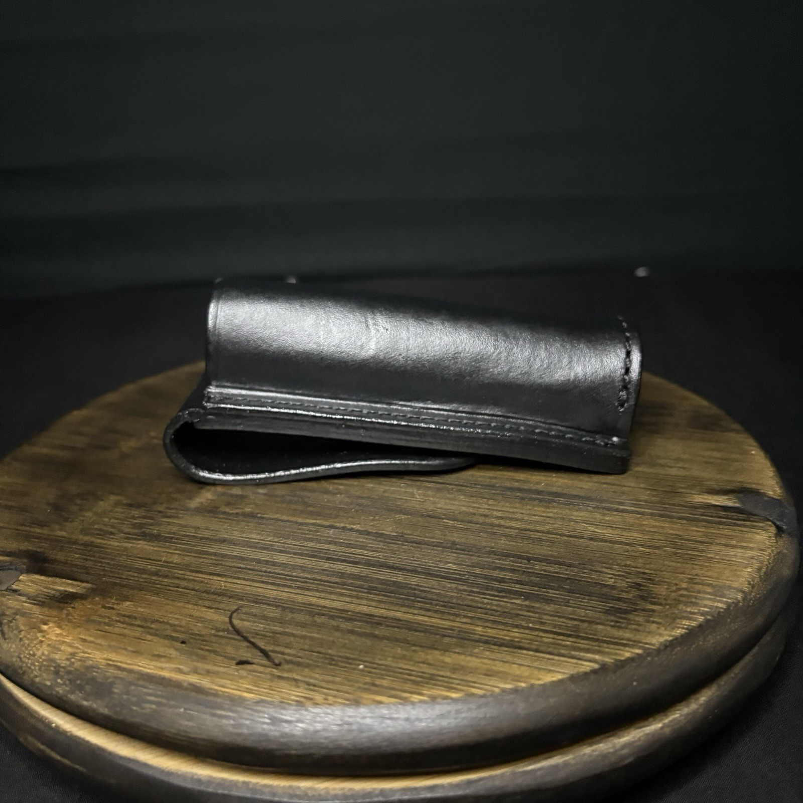 Bianchi Baton Holder 32A For 21″ Expandable Plain Black Leather 2.25″ Loop