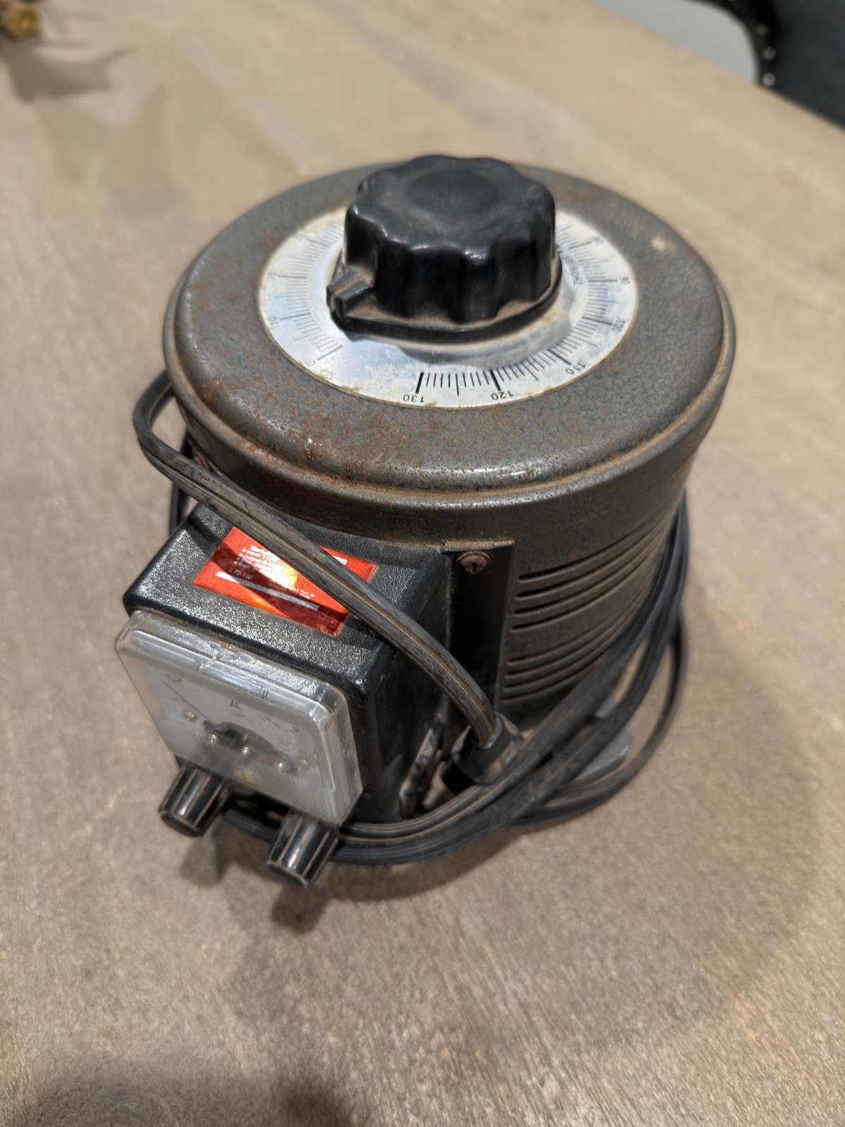 Tenma Variable Auto Transformer Input 117V 72-110 0-130V Output 10 Amps Max