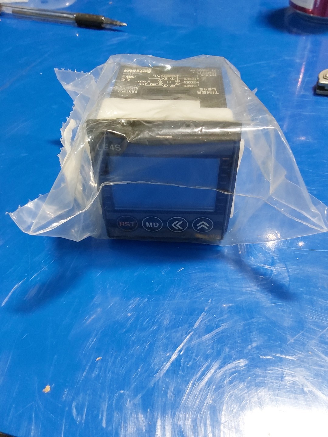 1Pcs Autonics Digital Backlit Lcd Timer LE4S New tg