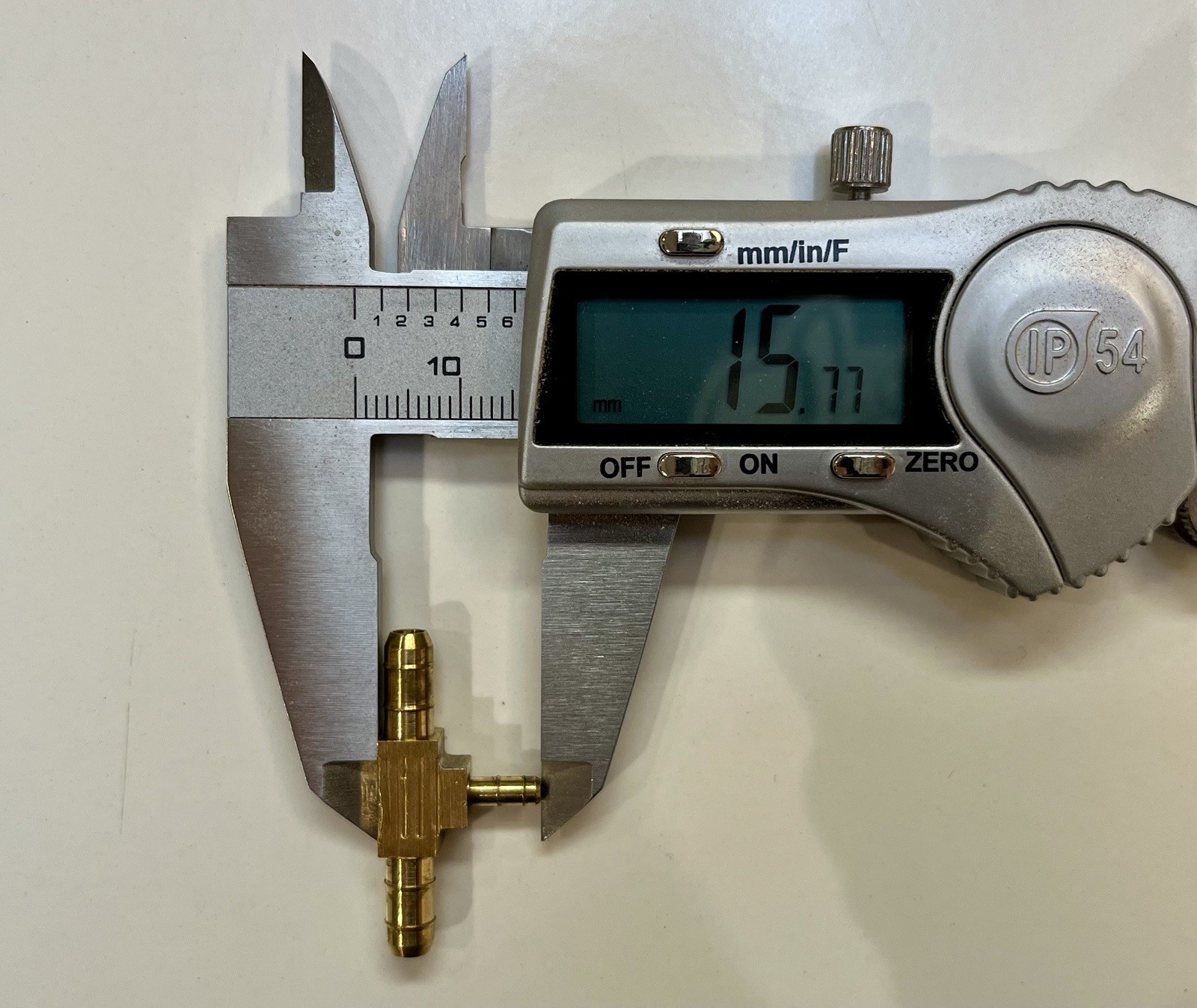 10 Brass Hose Barbed T Fittings (appx). 1/4″ x 1/4″ x 1/8″ 3 Ways Hose Union 3mm