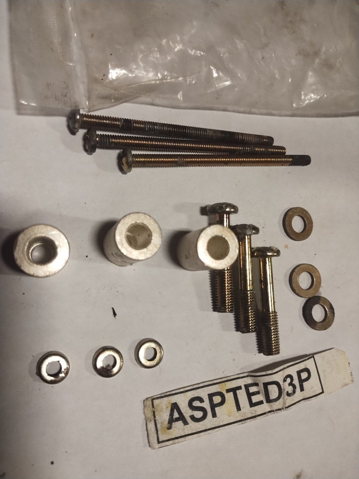 NEW G.E. GEH5918 MOUNTING HARDWARE KIT FOR TED/TQD CIRCUIT BREAKER
