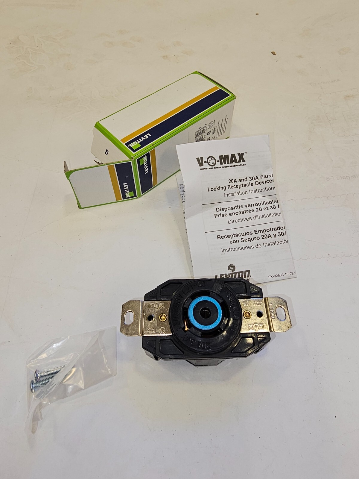 LEVITON 2510 20A 120/208V BLACK 965 SINGLE LOCK RECEPTACLE GROUND 3-PHASE Y