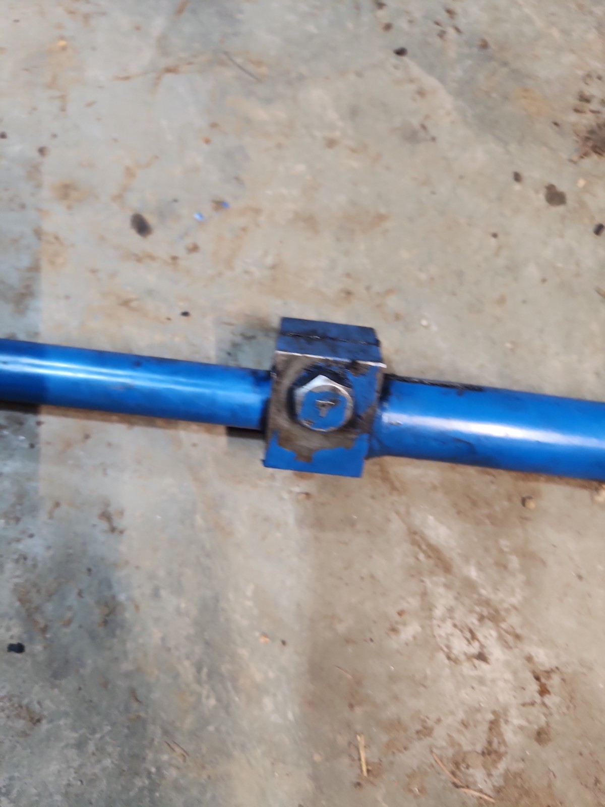 Ford 1500 Tractor 2wd Front Axle Tie Rod (Ends Probably Need Replaced)