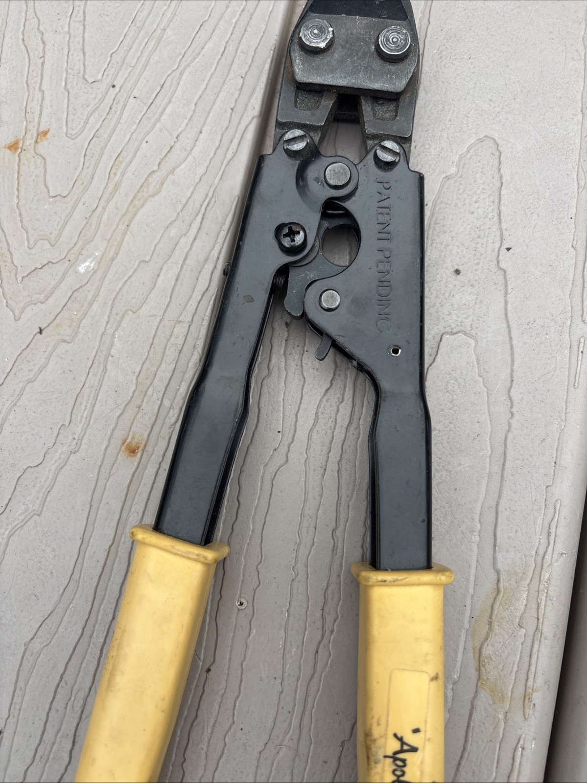 Apollo PEX Clamp Tool 3/8 in. and 3/4 in. & 1/2 To 3/4 Crimp Sleeve Combo Tool