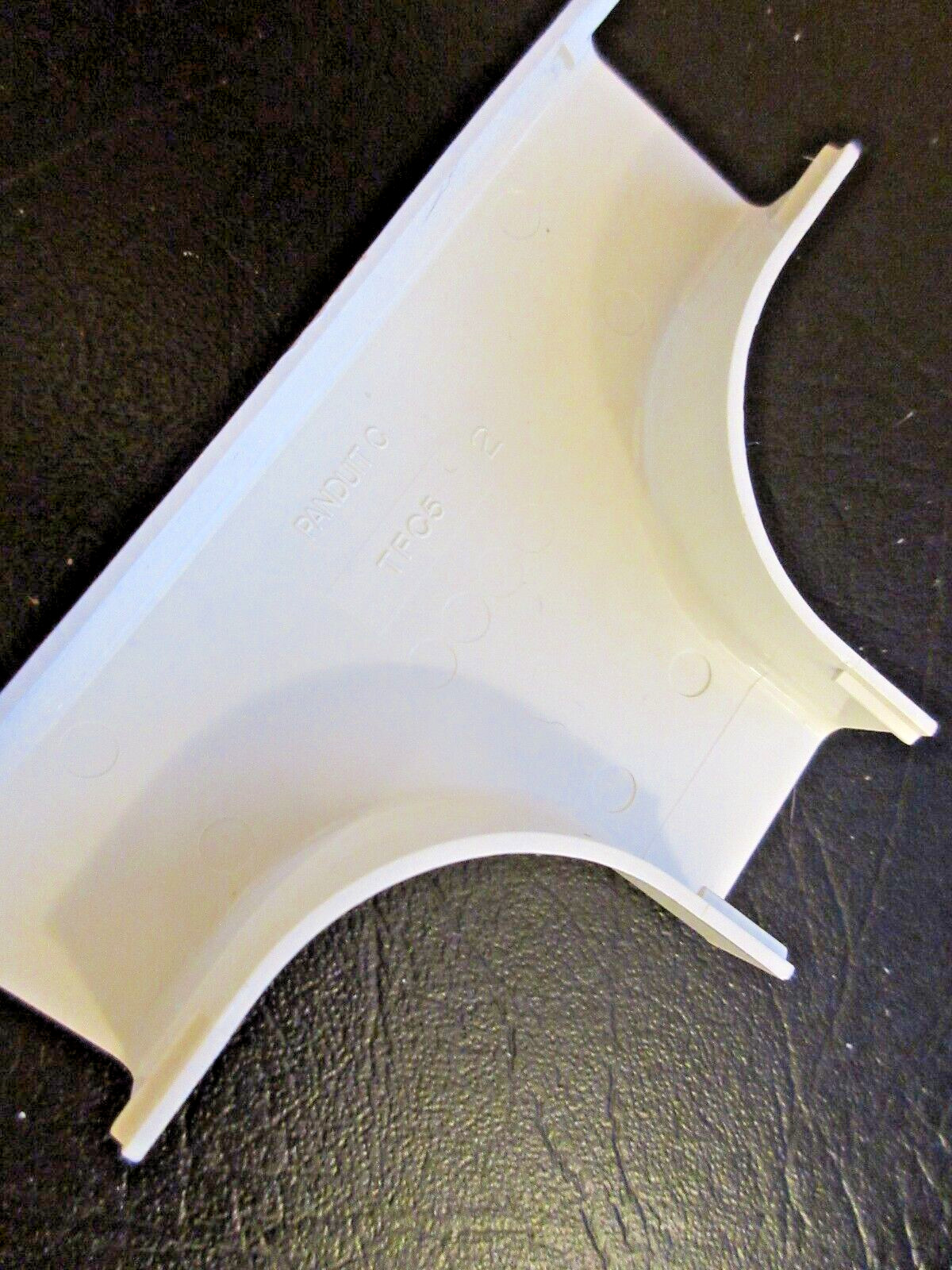 Panduit TFC5IW-X Ld5 / Ldph5/Lds5 RACEWAY TEE FITTING bag of 10 pcs