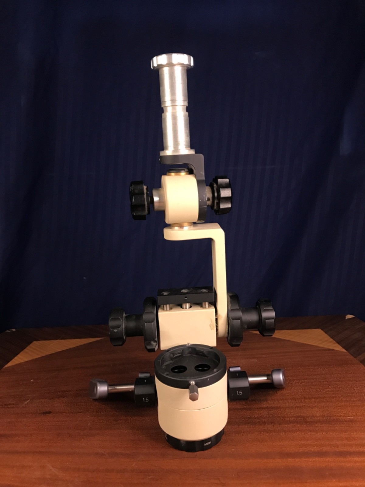 Storz Urban US-1 Dental Microscope 200mm Three Step Lens and Handle Armature
