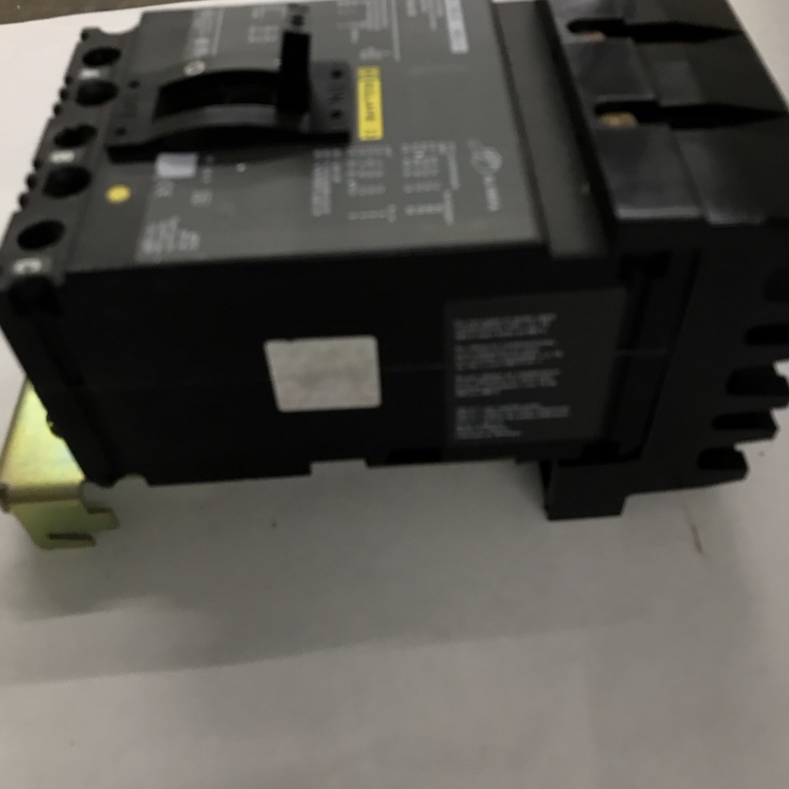 SQUARE D FA34100 FA I-LINE 3 POLE 100 AMP 480v CIRCUIT BREAKER