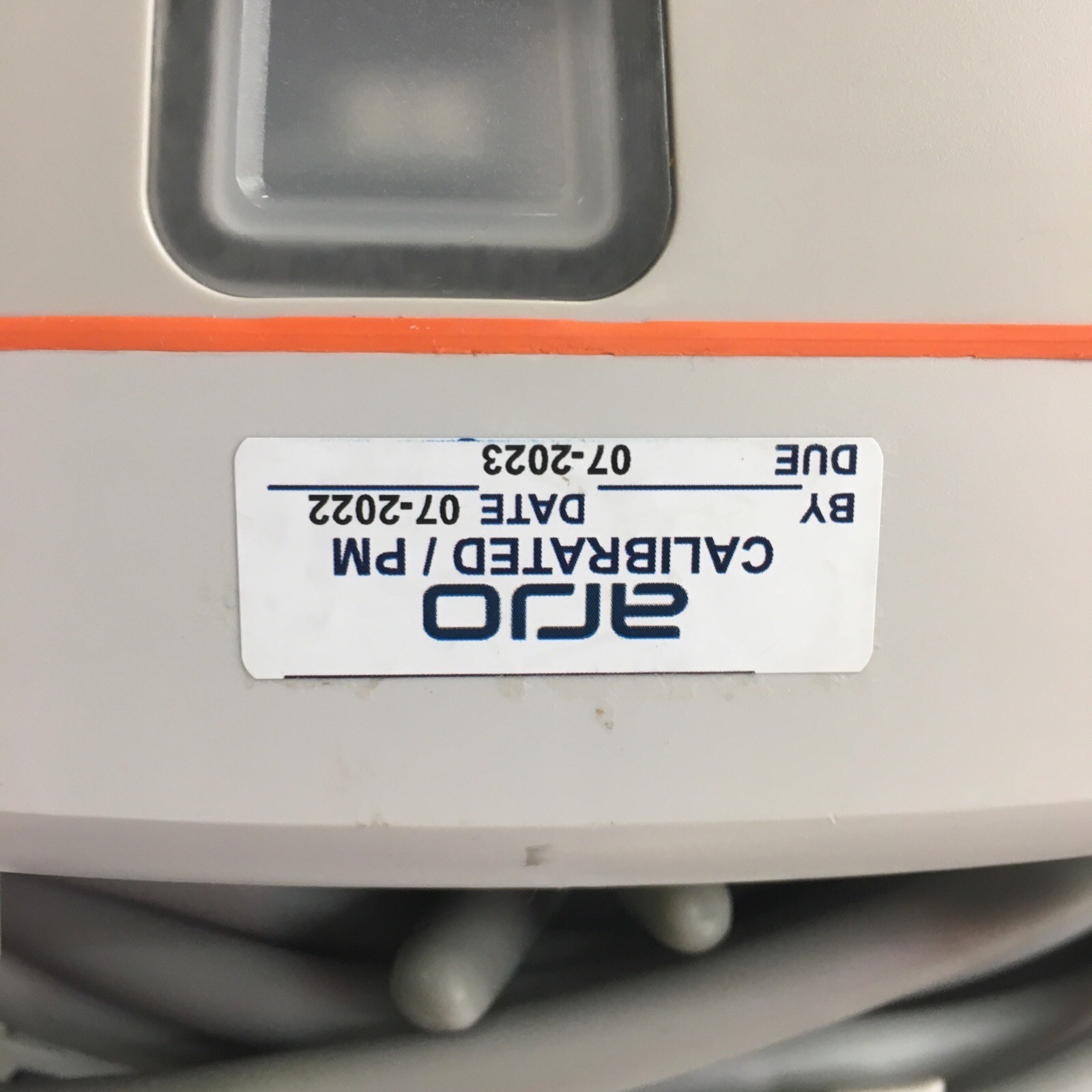 Arjo Flowtron ACS900 Continuous Sequential DVT Pump W/ New 28′ Thigh Garment