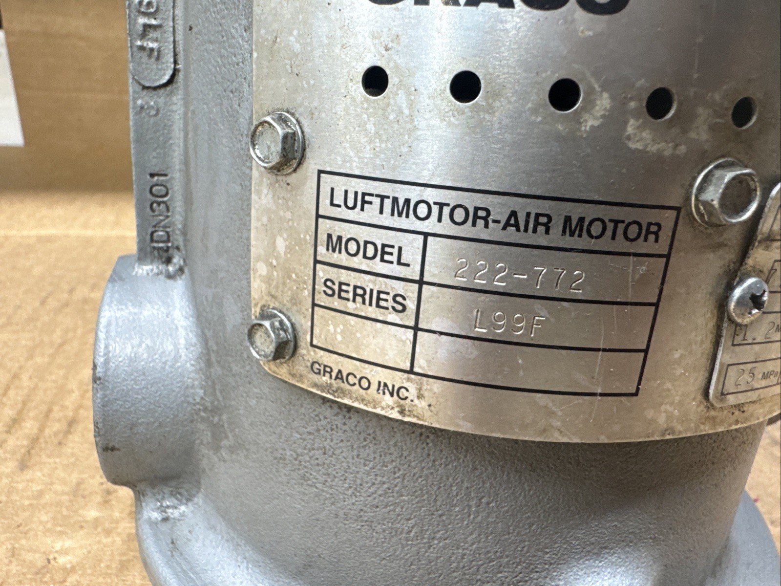 Graco President Air Powered Pump Model 222-772 -Series-L99F