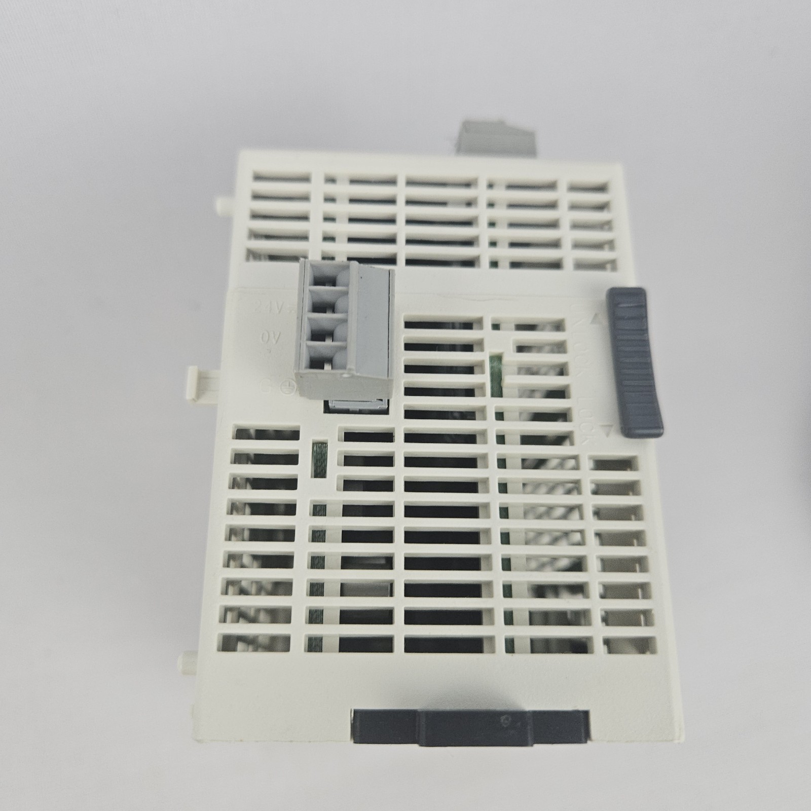 AutomationDirect / Koyo C0-00DD2-D CLICK PLC Programmable Controller Module Used