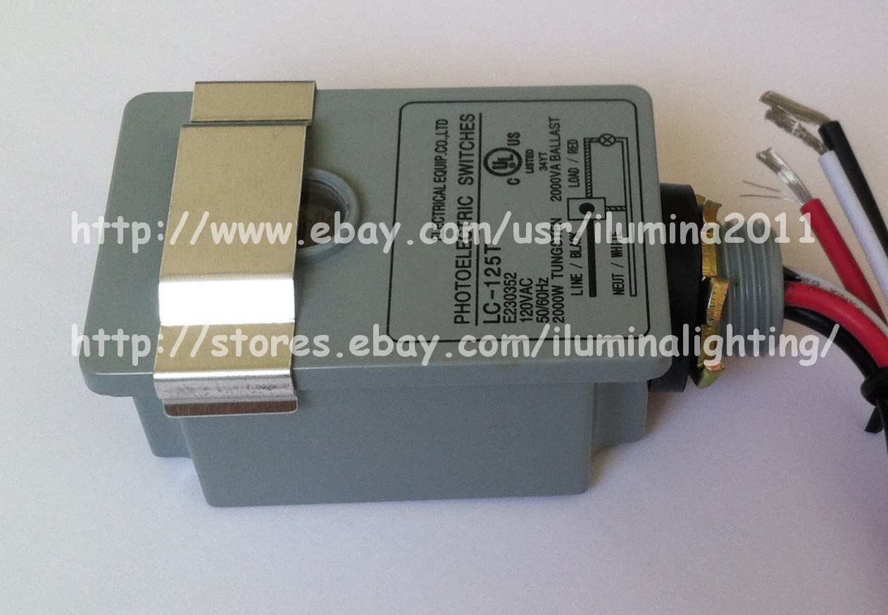 Shutter Style Photocell Fixed Base 120 Volts