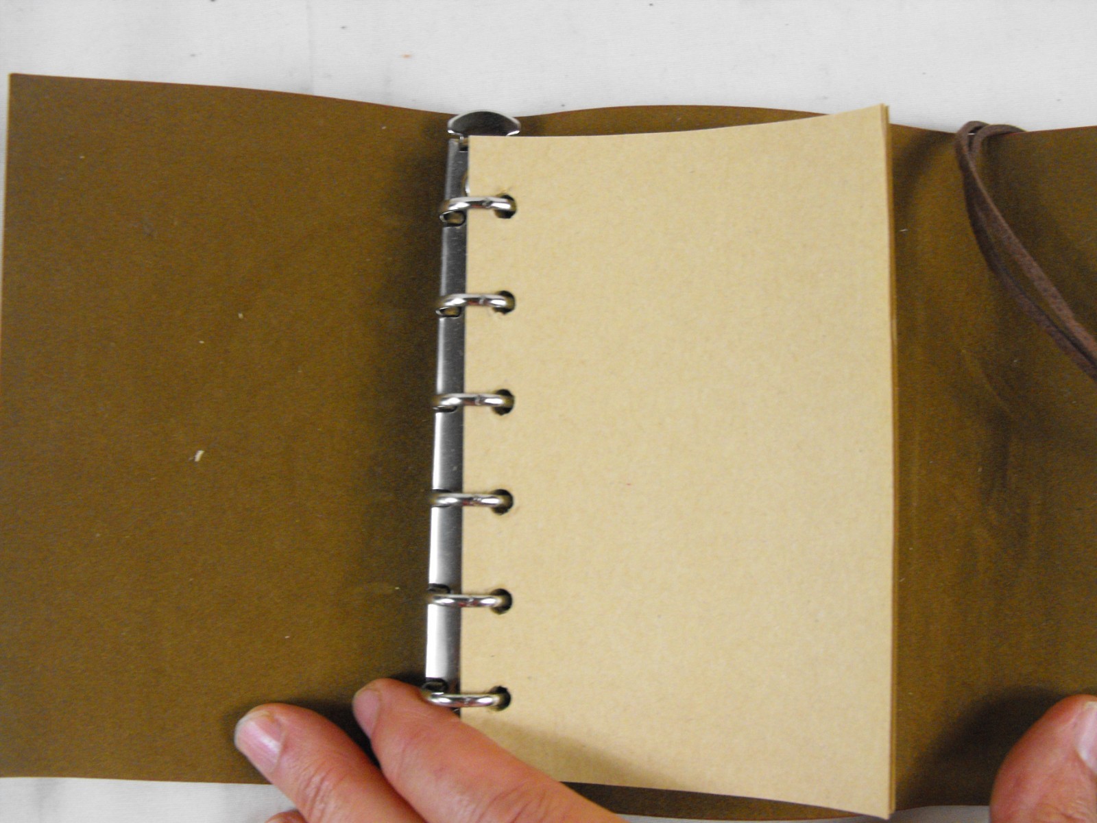 5 Inch Mini Vintage Leather Journal, Pocket Size Refillable Loose Leaf Notebook