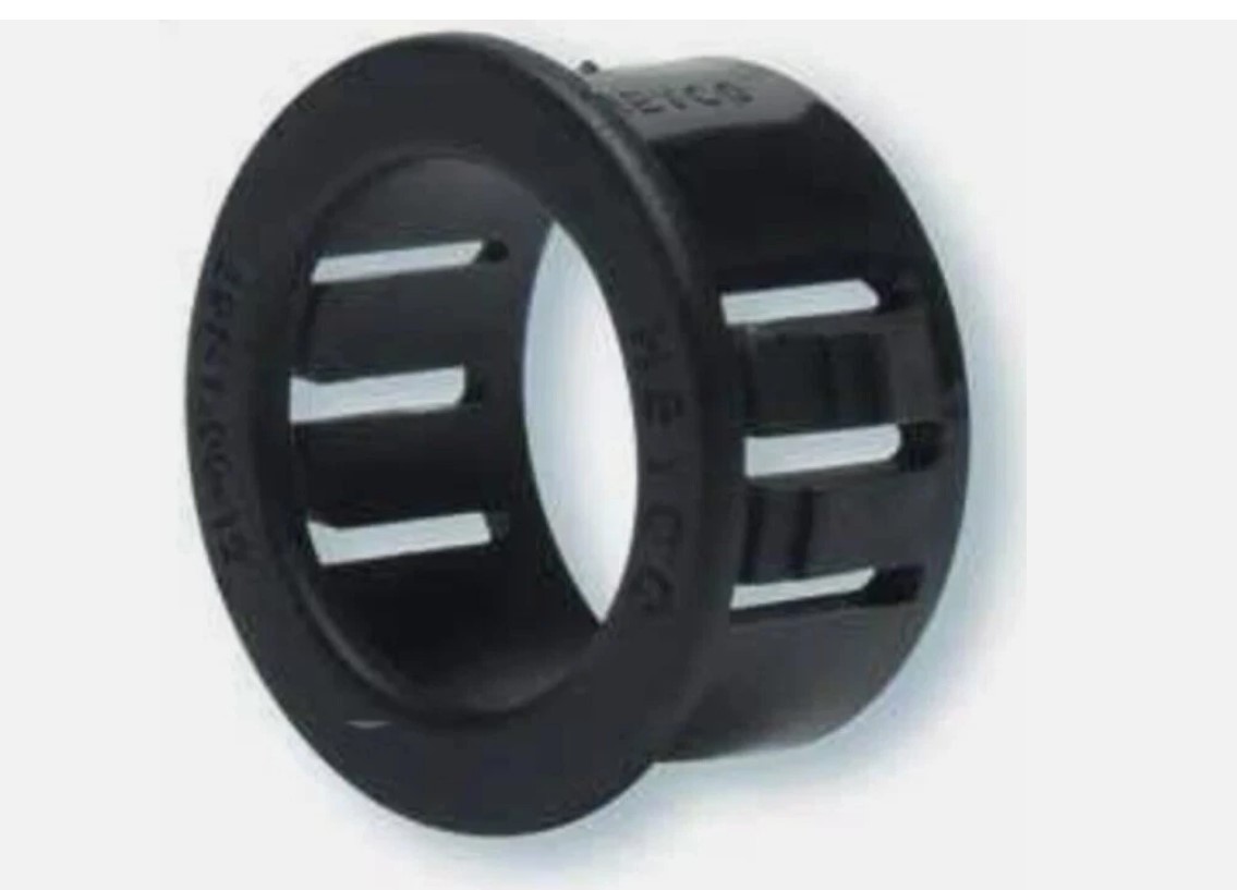 QTY8 HEYCO 3114 SBT1.750-22 SNAP BUSHING BLACK 1-3/4 HOLE x 1-3/8 1Dx.250 PANEL