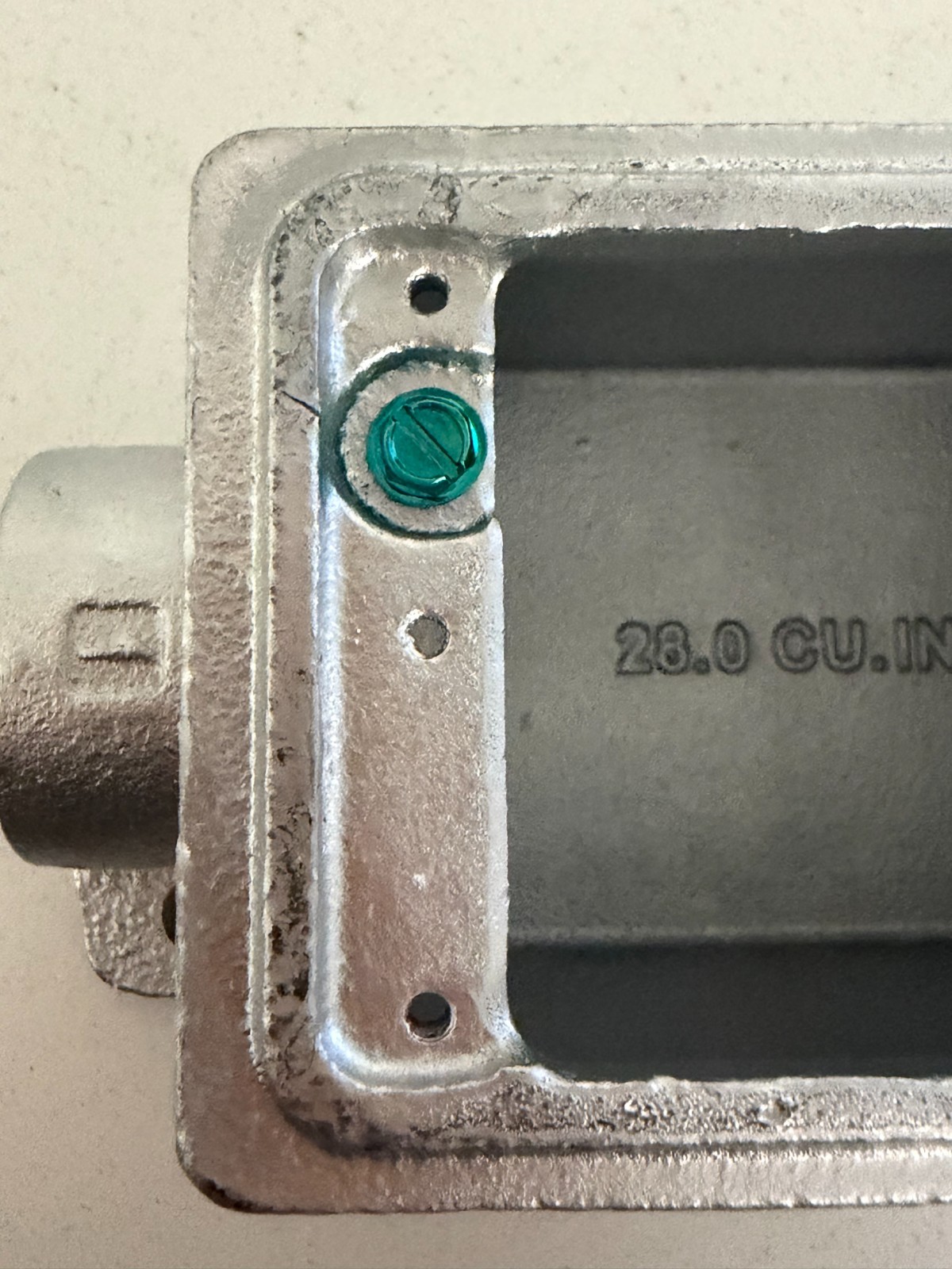 FDC-1-100 Malleable Iron Ridge Top Cast Device Box 1-Gang 1″
