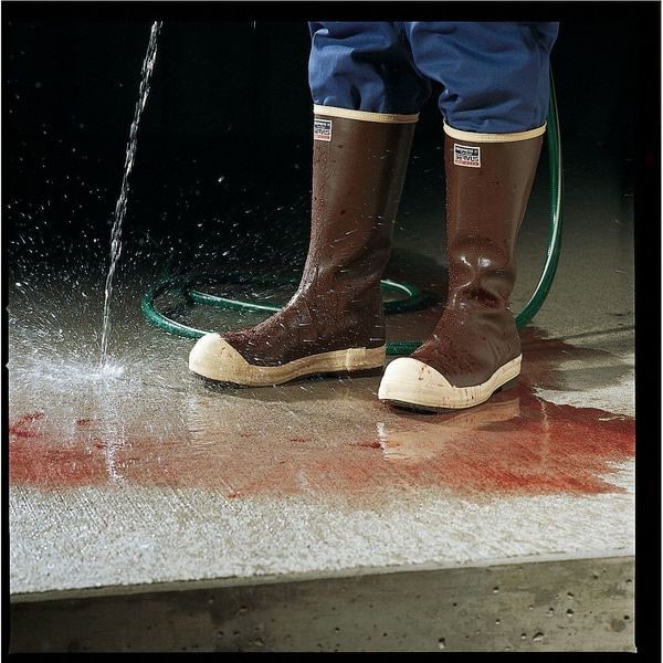 Honeywell Servus 22214/10 Men’s Servus Rubber Boot, Steel Toe, 15″ Height, Tan,