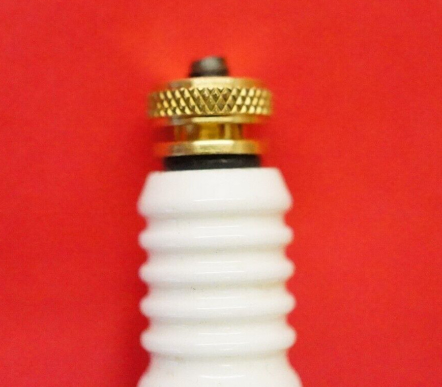IHC McCORMICK DEERING «M» 1.5HP Stationary Engine Spark Plug Wire & Thumb Nut