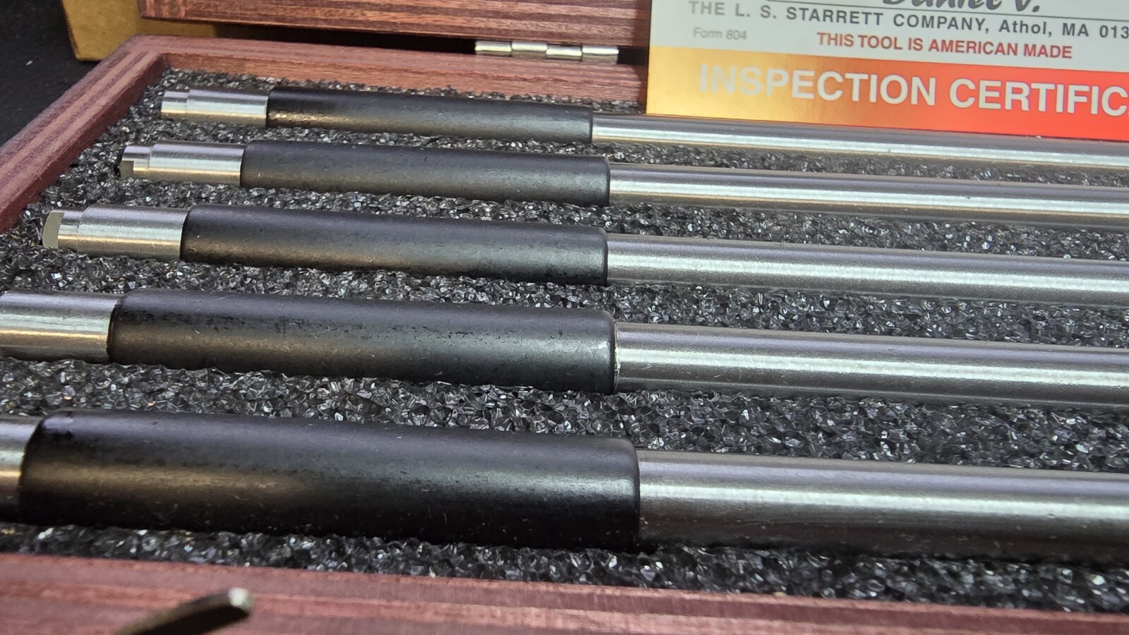 Starrett 823DZ 4 to 32″ Range Tubular Inside Micrometer Set – Multicoloured