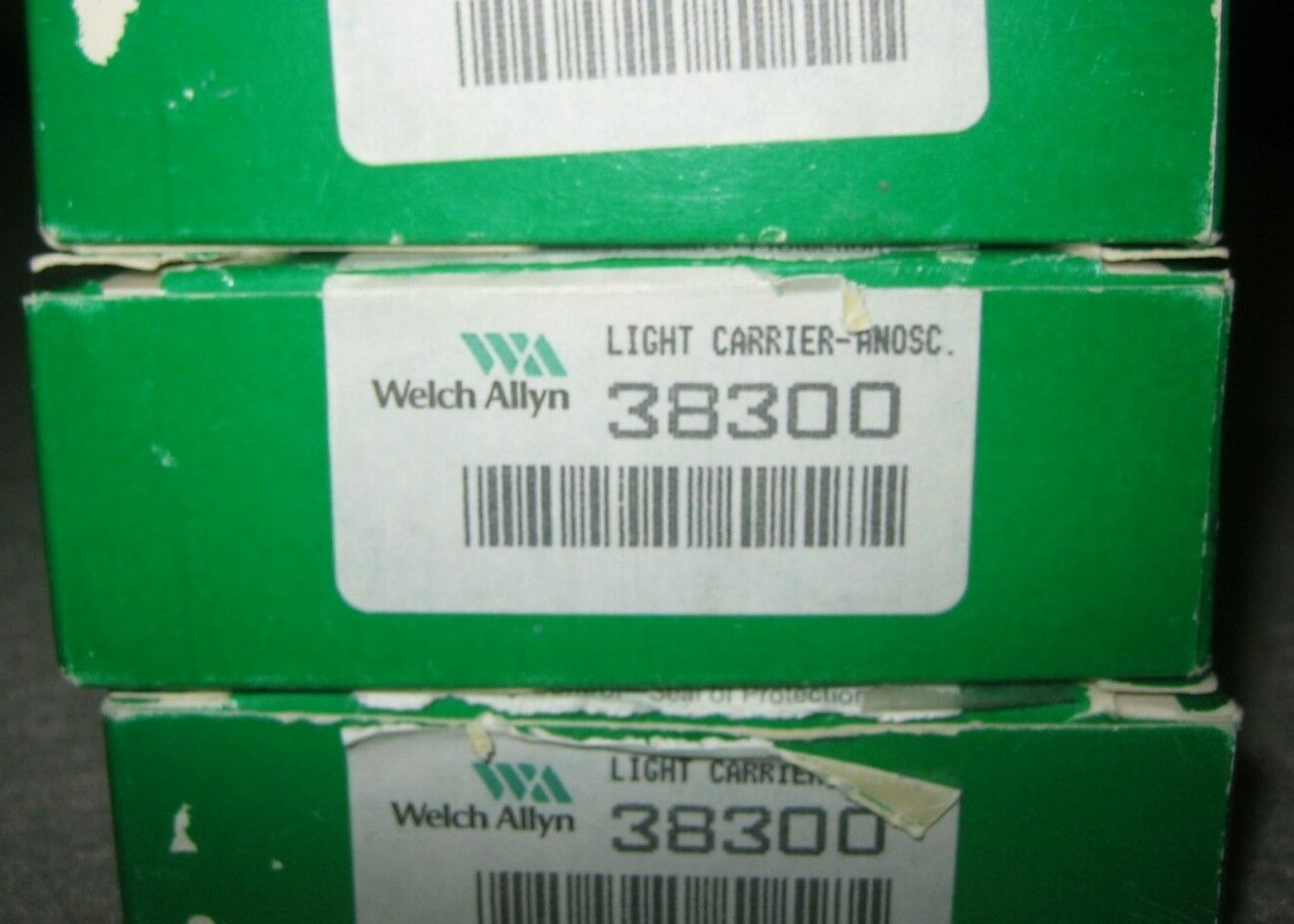 ONE (1) NEW WELCH ALLYN 38300 LIGHT CARRIER WITH 03400-U LAMP