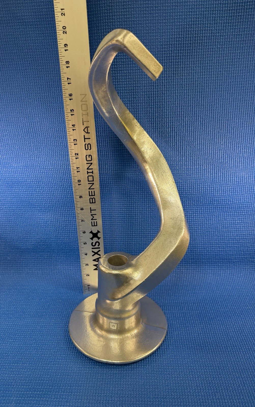 HOBART SPIRAL DOUGH HOOK 60 QT INDUSTRIAL MACHINES