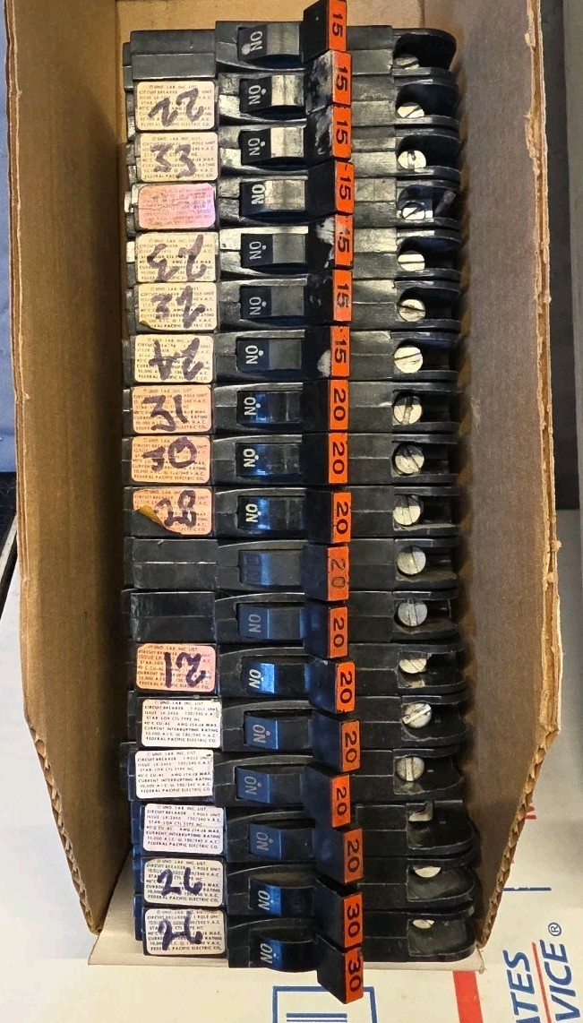 *lot of 39* Stab-Lok circuit breakers 1P 2P 50a 40a 30a 20a 15a Tested