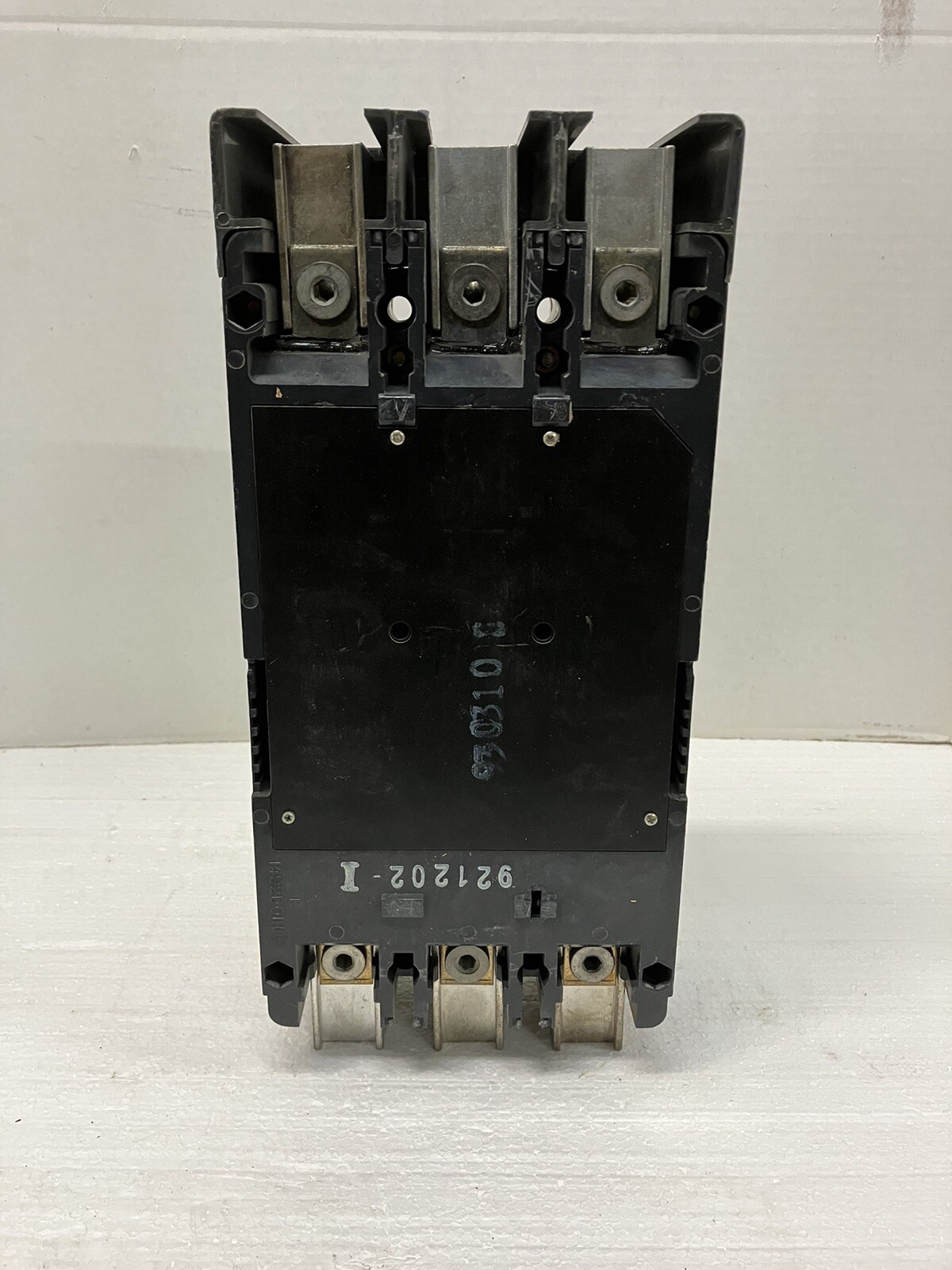 Westinghouse HMCP400R5 Circuit Breaker 400A 3 Pole 600VAC