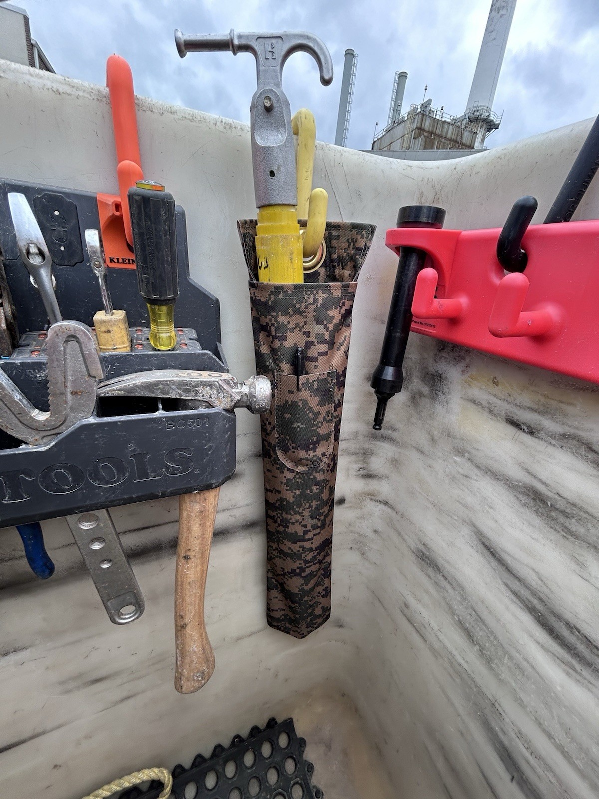 Lineman Bucket Bag, Short Switch Stick Holder, Lineman Ariel Tool, Woodland Camo