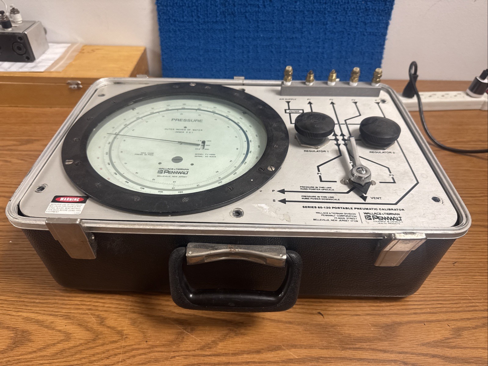Wallace & Tiernan Pennwalt Portable Pneumatic Calibrator, FU4882, (item #262)