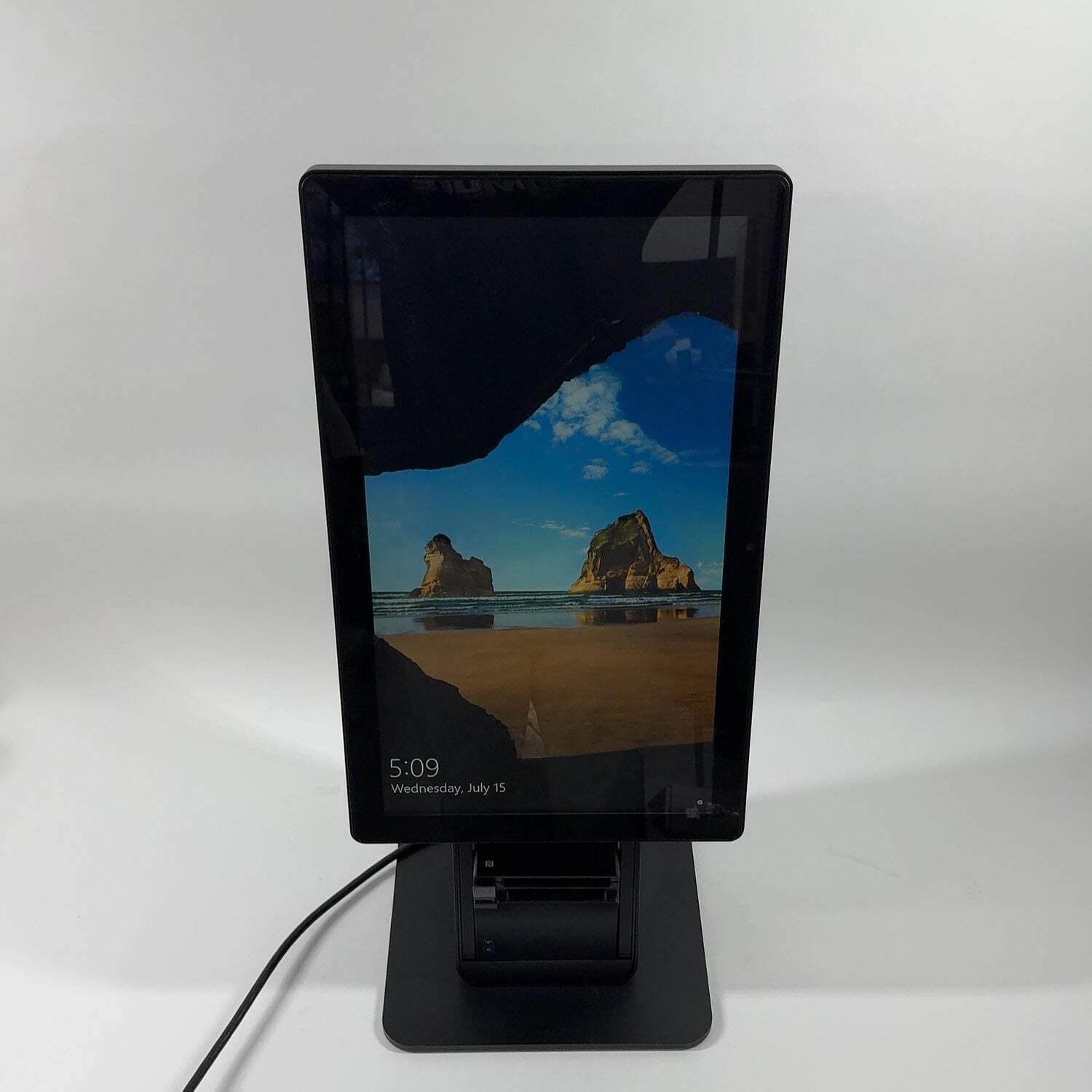Touch Dynamic Edge Ultra 22″ Touchscreen Self Service Kiosk QK22 MINT CONDITION