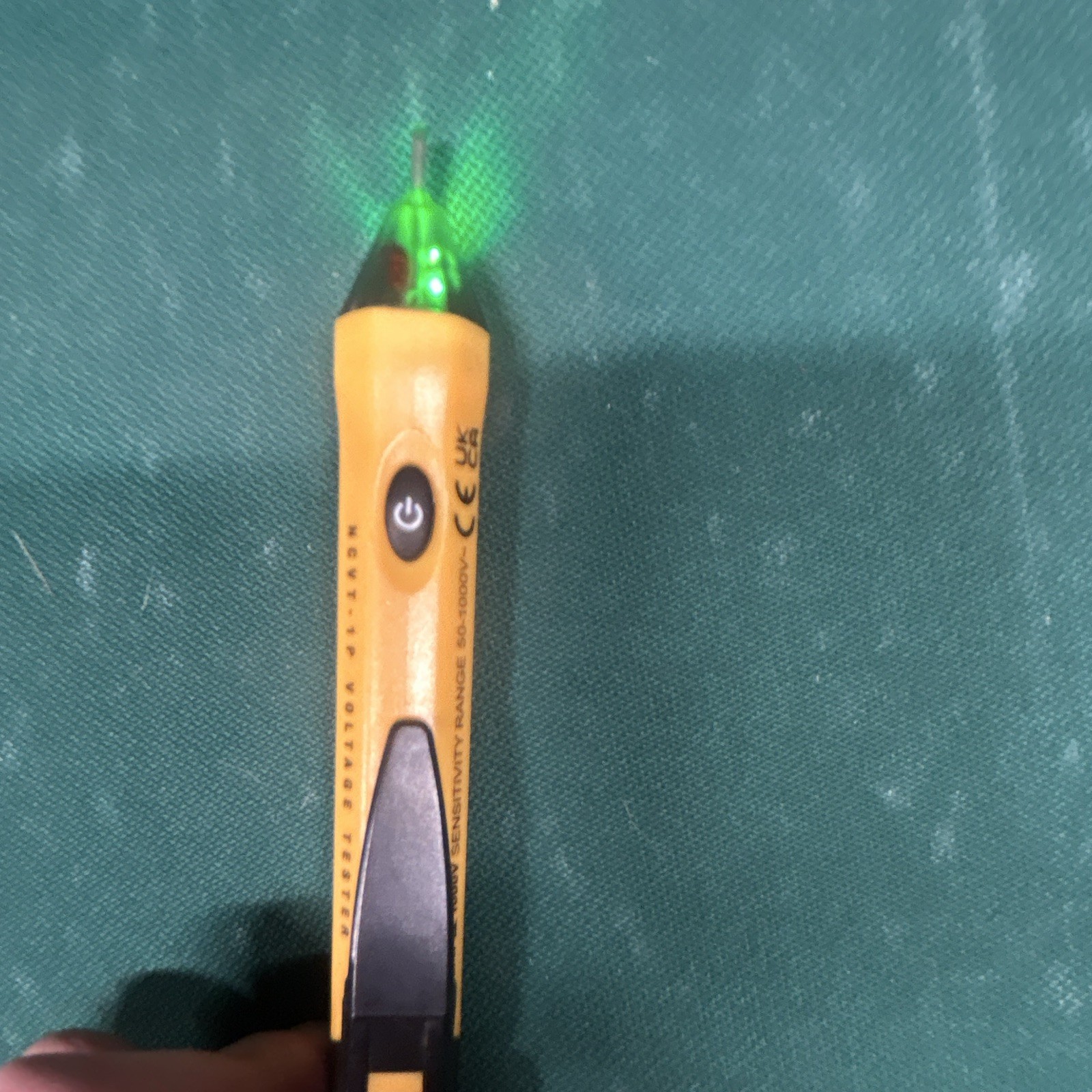 Klein Tools NCVT-2 Non-Contact Voltage Tester Pen 12-1000V CAT IV 50-500Hz