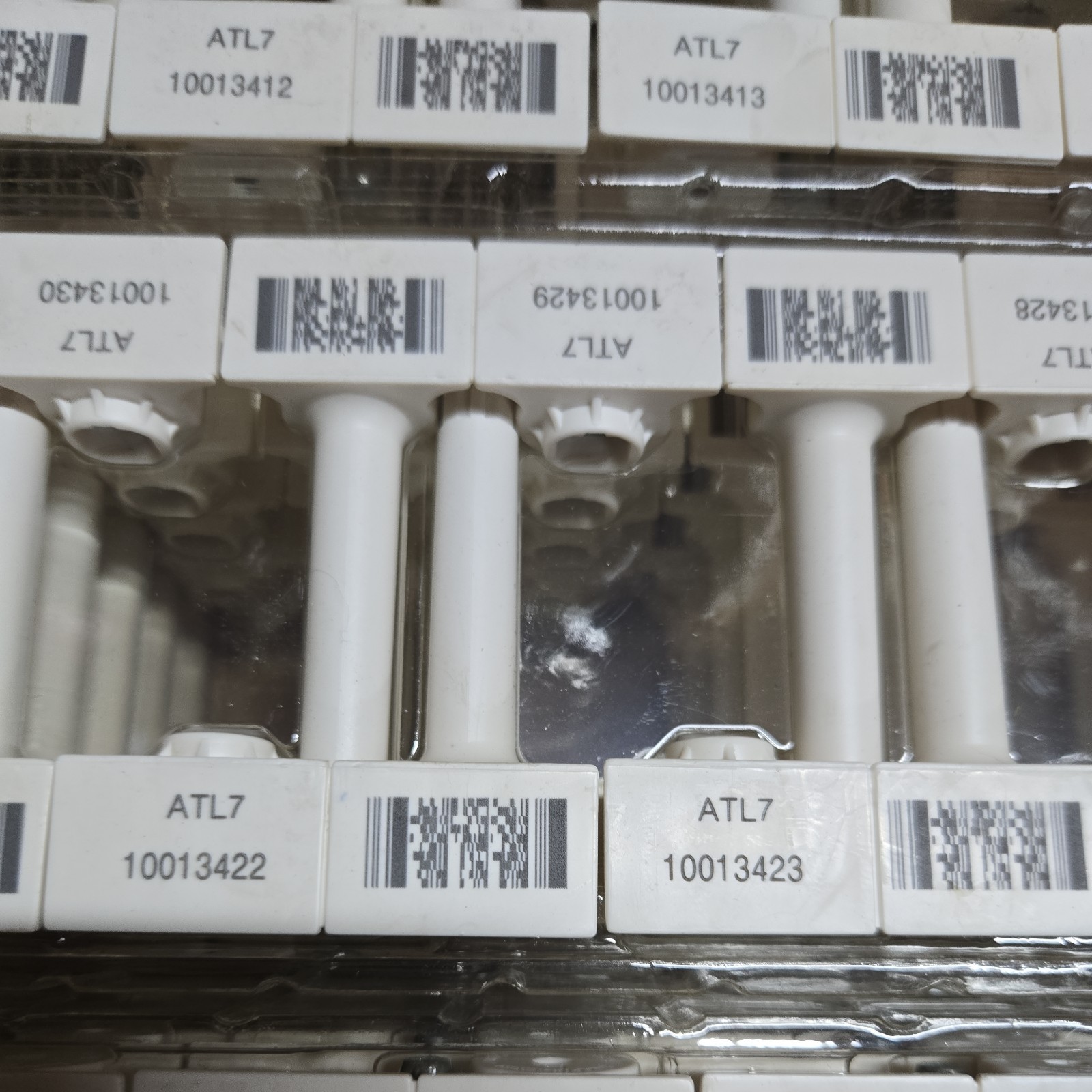 (200) TydenBrooks SnapTracker 3-1/4″ Bolt Seals white Truck Shipping Lock