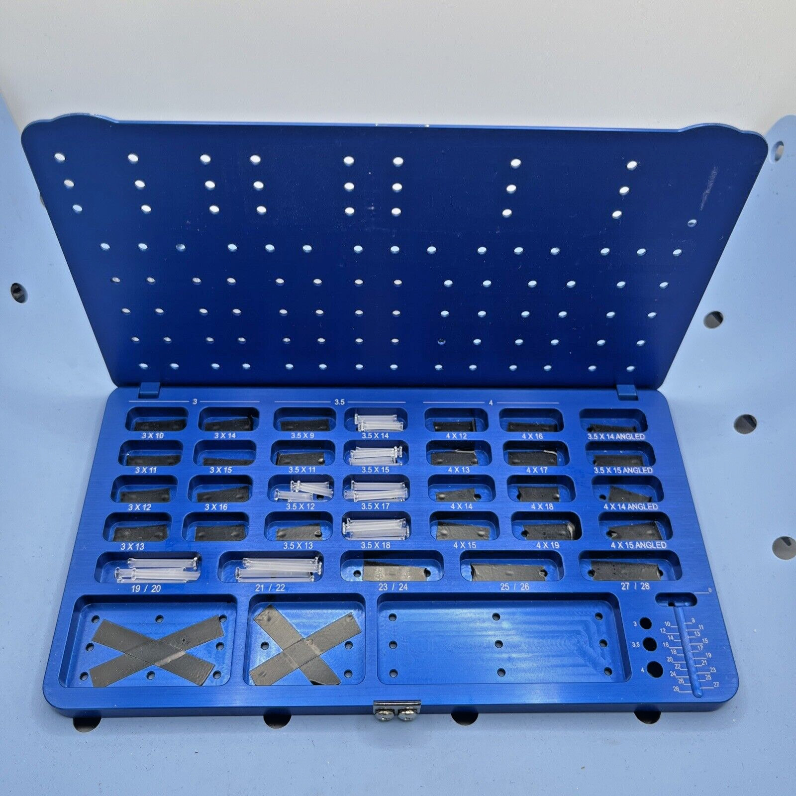 Weiss Scientific L.T. Jones Tear Duct Tubes Sterilization Case, 90000-0005