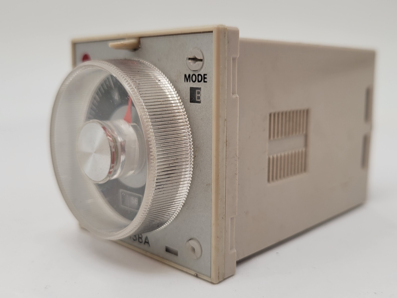 Omron H3BA Timer Relay Plug-in Mount 5A 250VAC SPDT Coil 24VDC 50/60Hz 11-Pin