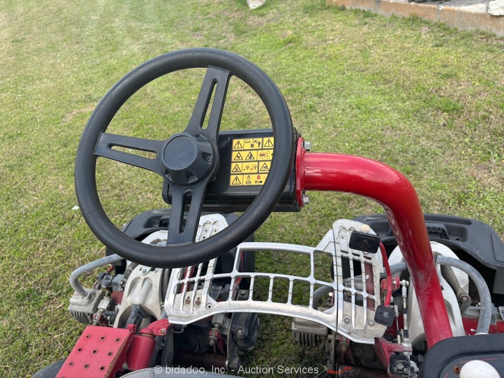 2021 Toro Greensmaster TriFlex 3320 Ride-On Grounds Golf Course Mower bidadoo