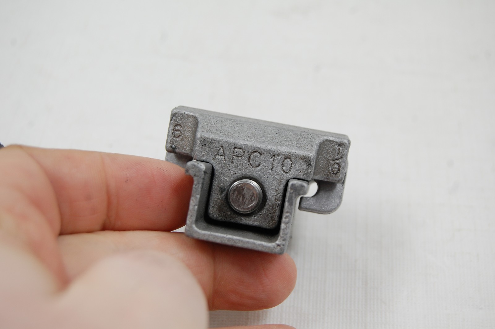 Richards APC10 APCC-1 Insulated Parallel Groove Clamp Connector Cable Tap