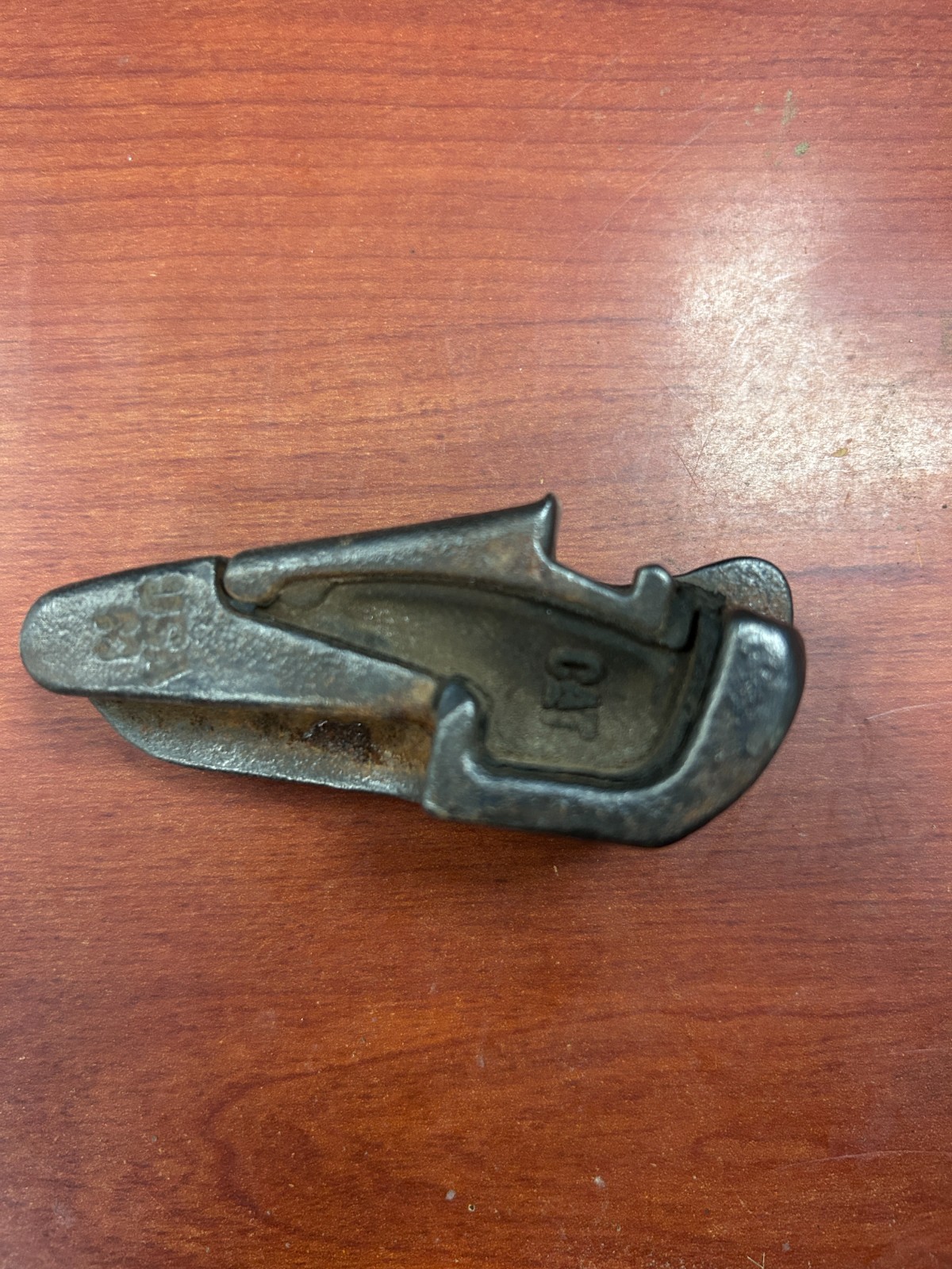 CAT Retainer 220-9130