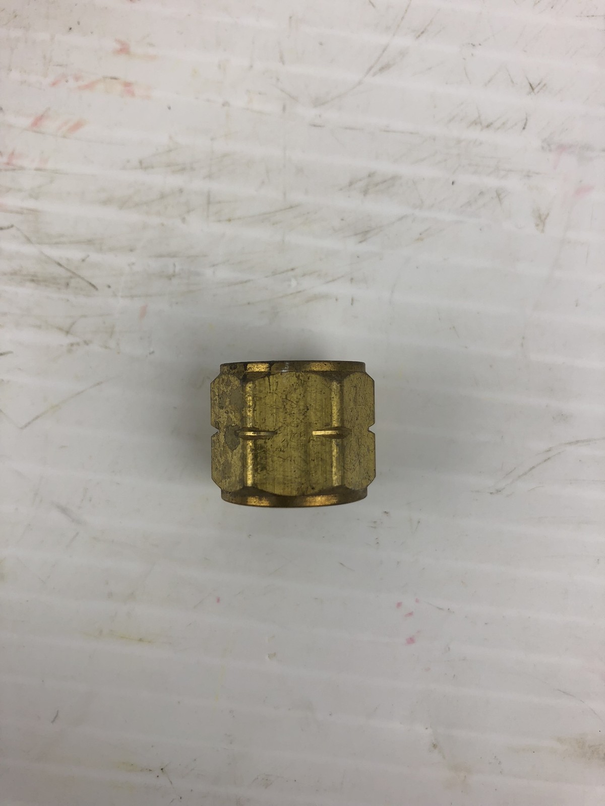Western Enterprises 5/8″ Brass Oxygen Nut – Lot of 13