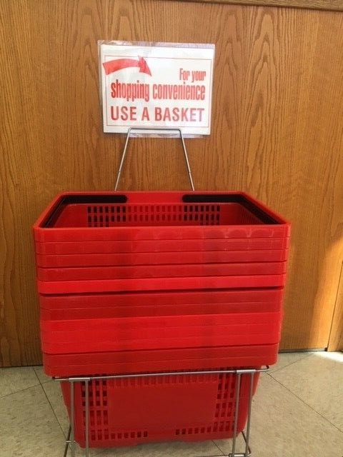 SHOPPING BASKETS «JUMBO SIZE» SET OF 12 WITH STAND/SIGN RED