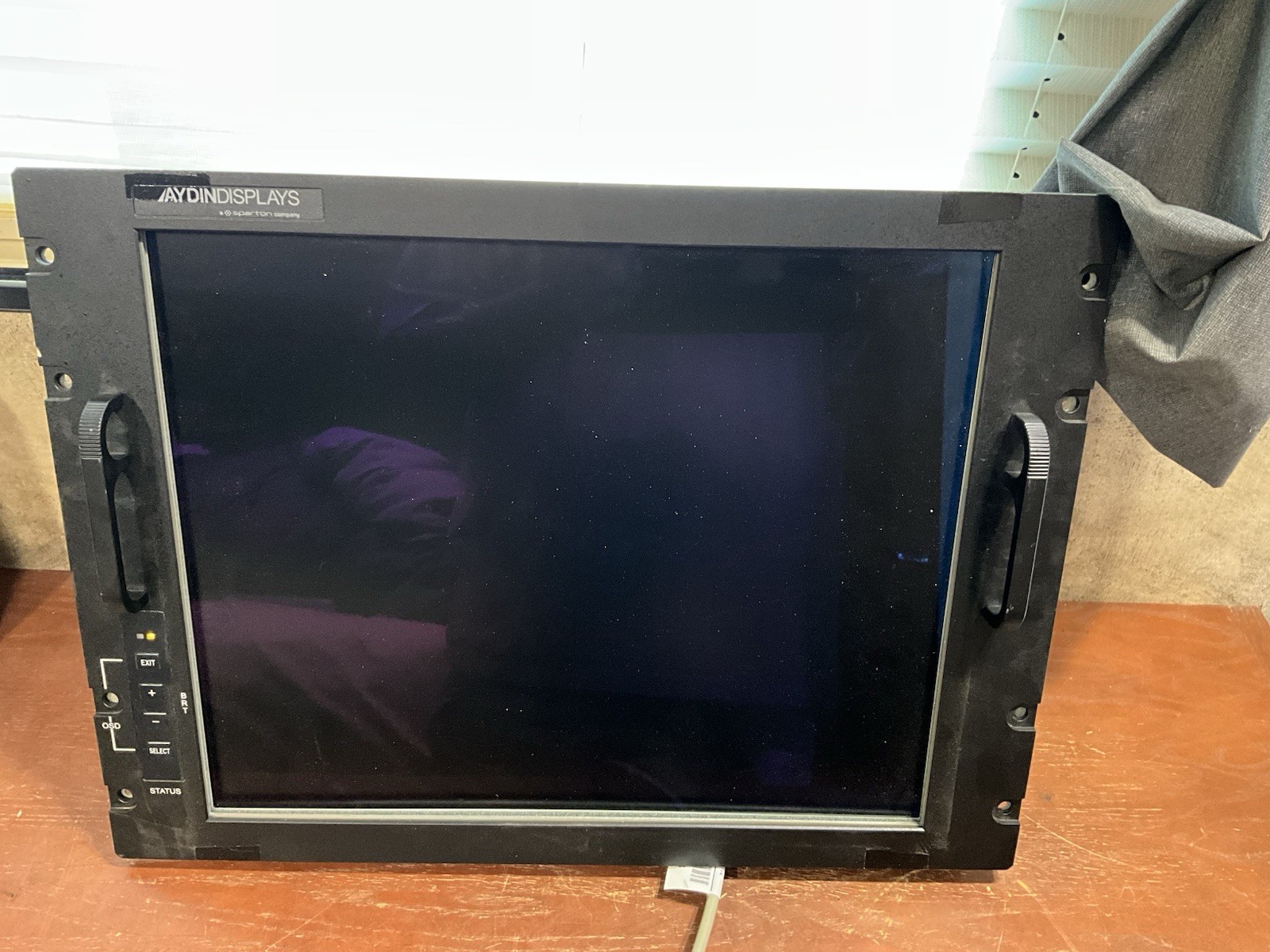 AYDIN DISPLAYS MODEL RFP19 PART NUMBER 356-7089-513 DISPLAY MONITOR